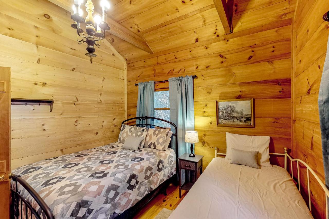 The Scaly Mountain Cabin Екстер'єр фото