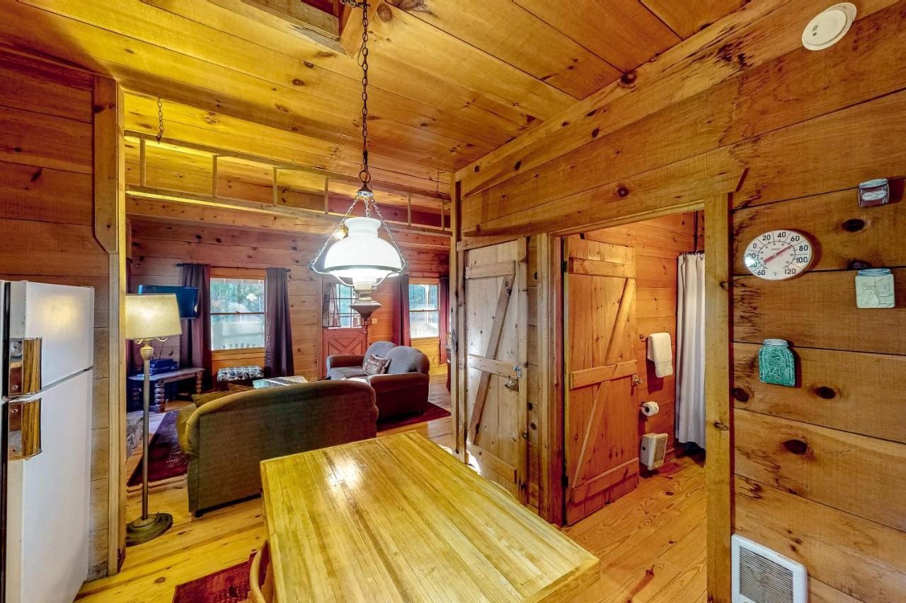 The Scaly Mountain Cabin Екстер'єр фото
